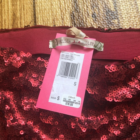 🥳👀Chelsea & Violet Red/burgundy sequins skirt - Picture 6 of 6